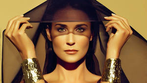 Glamorous American Actress Demi Moore Wallpaper