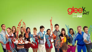 Glee Season Two Cast Members Promotional Shoot Wallpaper