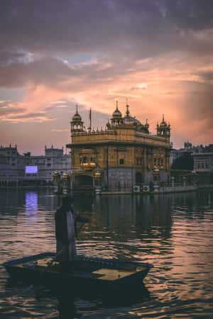 Golden Temple And Boatman Wallpaper