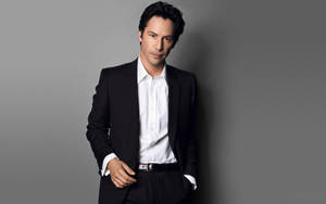 Good Looking Keanu Reeves Actor Wallpaper