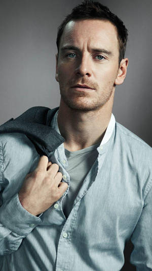 Gorgeous Masculine Michael Fassbender Wallpaper