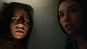 Grace Fulton In Anabelle: Creation Wallpaper