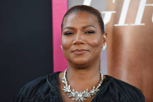 Great American Singer Queen Latifah Wallpaper
