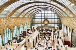 Great Hall Of Musée Dorsay Wallpaper