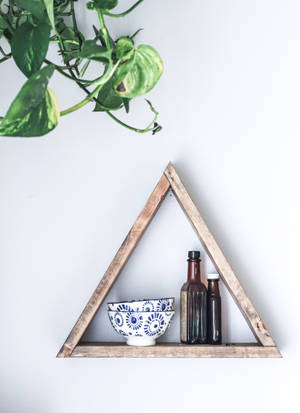 Green Heart Triangle Shelf Wallpaper