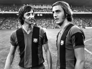 Greyscale Johan Cruyff And Johan Neeskens Wallpaper