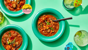 Gumbo Green Aesthetic Bowls And Background Wallpaper