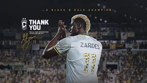 Gyasi Zardes Thank You Note Wallpaper