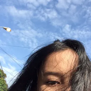 Half Face Girl Blue Sky Wallpaper