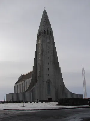 Hallgrimskirkja Church During Winter Wallpaper
