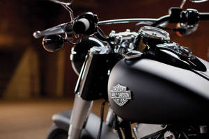 Harley Davidson Black Tank Wallpaper