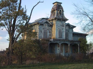 Haunted House Halloween Morning Wallpaper