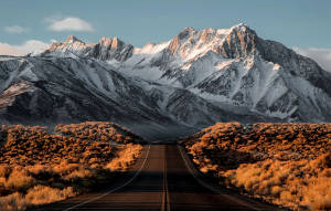Hd Photography Of Rocky Snow Mountains Wallpaper