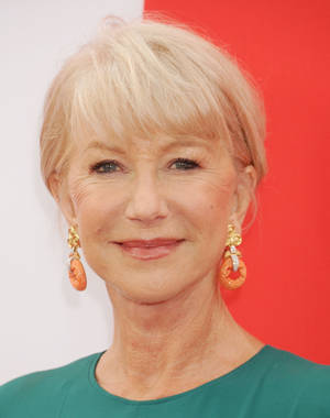 Helen Mirren The Fast And The Furious Premier Wallpaper