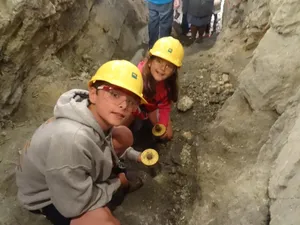 Hidee Goldmines In Colorado Wallpaper