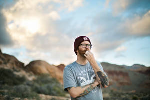 Hipster Red And Grey Mountains Wallpaper