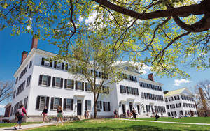 Historic Dartmouth Hall At Dartmouth College Wallpaper