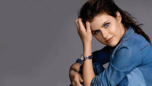 Hollywood Actress Alexandra Daddario Portrait Wallpaper