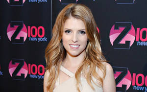 Hollywood Actress Anna Kendrick Z100 Wallpaper