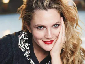 Hollywood Star Drew Barrymore Wallpaper