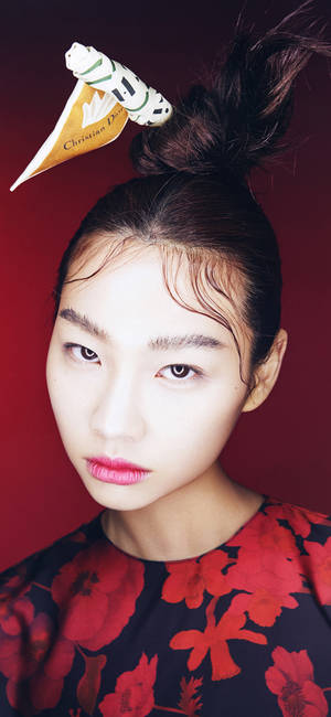 Hoyeon Jung Christian Dior Wallpaper