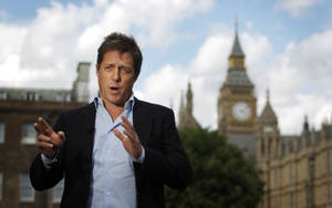 Hugh Grant In London Wallpaper