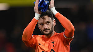 Hugo Lloris High Clap Wallpaper