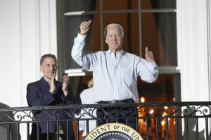 Hunter Biden Applauding Wallpaper