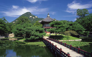 Hyangwonjeong Pavilion, A Tranquil Oasis In The Heart Of Seoul Wallpaper