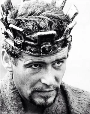 Iconic Actor Peter O'toole Portraying King Henry Ii Wallpaper