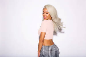 Icy Bae Rapper Saweetie Wallpaper