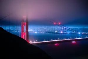 Image San Francisco Fog Blurs The City's Iconic Skyline Wallpaper