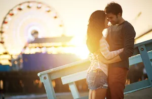 In Love Couples Ferris Wheel Wallpaper
