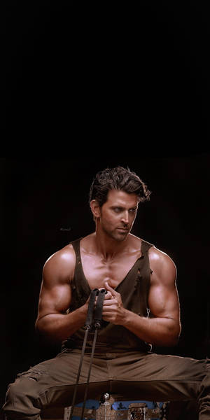 Indian Hunk Actor Hrithik Roshan War Wallpaper