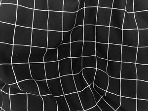 Indie Aesthetic Laptop Black And White Blanket Wallpaper