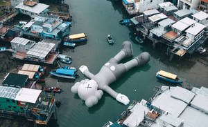 Inflatable Floating On Harbor Kaws Pc Wallpaper