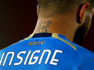 Insigne Tatuaje En El Cuello Wallpaper