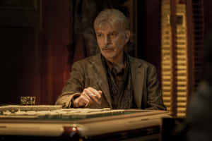 Intense Game Moment Billy Bob Thornton Wallpaper