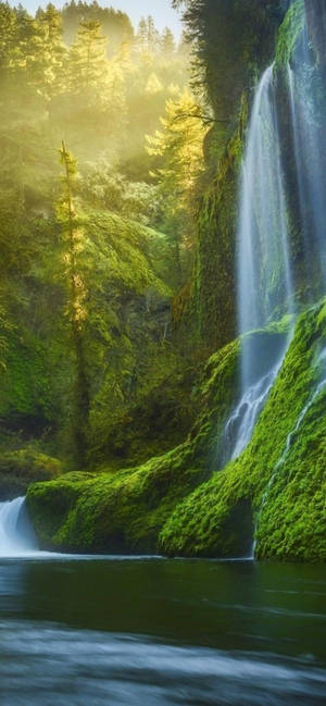 Iphone 13 Pro Max Waterfall Wallpaper