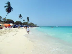 Isla Baru Beach Near Cartagena Wallpaper