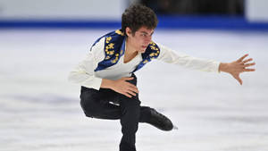 Italian Figure Skating Star Nikolaj Memola At Santa Claus Cup Wallpaper