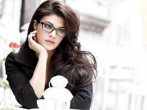 Jacqueline Fernandez Formal Portrait Wallpaper