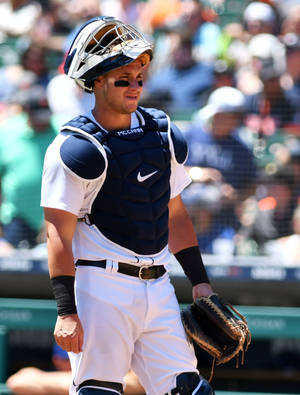 James Mccann With Raised Visor Wallpaper