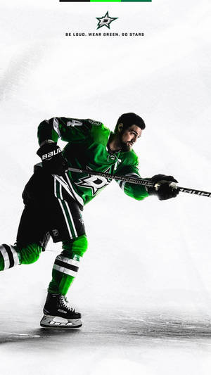 Jamie Benn, Captain Of The Dallas Stars, In Action Wallpaper