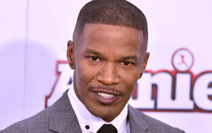 Jamie Foxx Arrives At The 'annie' 2014 Premiere Wallpaper