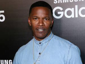 Jamie Foxx With Superb Hairstyle Wallpaper