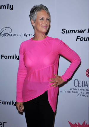 Jamie Lee Curtis In Pink Wallpaper