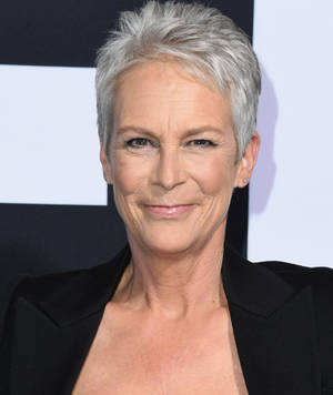 Jamie Lee Curtis Lovely Portrait Wallpaper