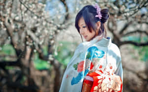 Japanese Kimono Women Wallpaper