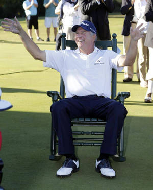 Jay Haas Sitting On Chair Wallpaper
